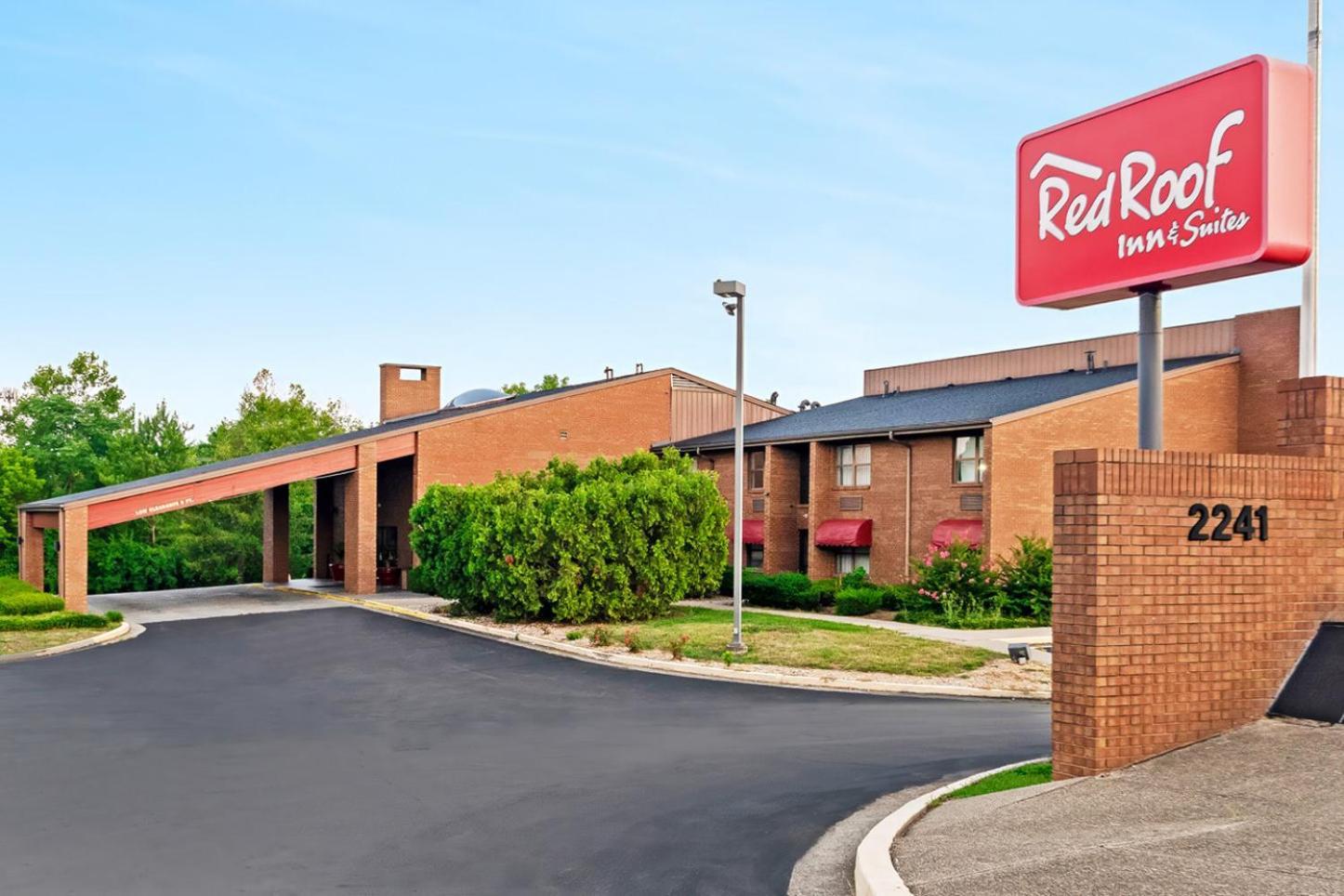 Red Roof Inn & Suites Lexington - Hamburg Экстерьер фото